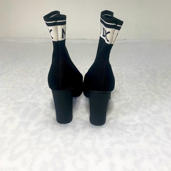 DKNY Tessa Knitted Sock Ankle Boots White Logo Band Block Heel Pull On Size 8M - Picture 3 of 9